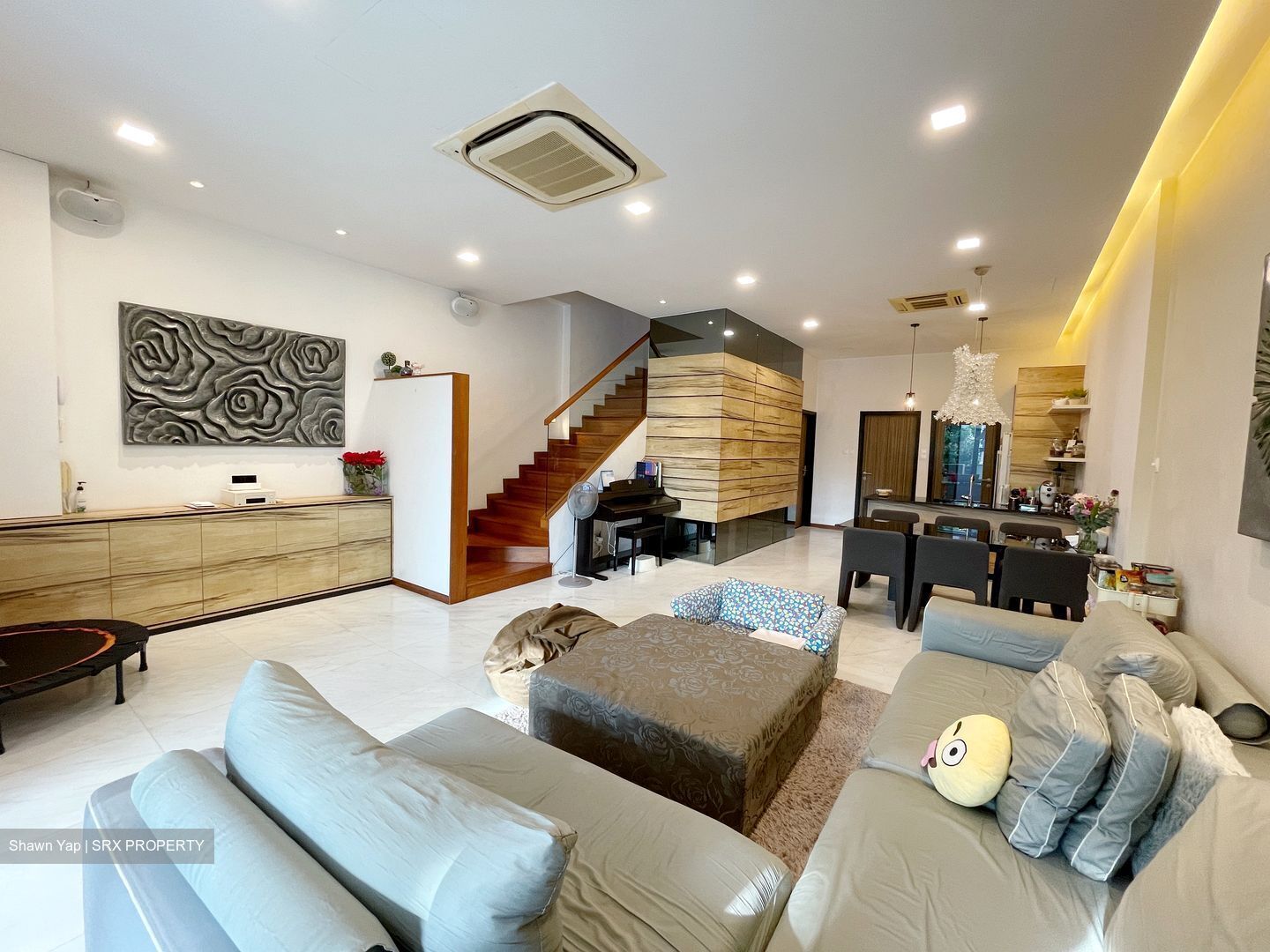 Sembawang Hills Estate (D20), Terrace #412085111